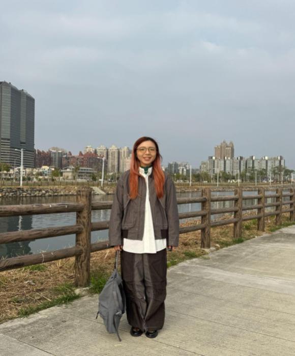 內斂的拼接感